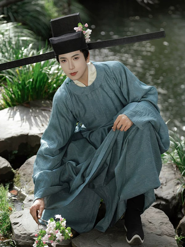 Men Song Dynasty Style Hanfu Round-Neck Robe Classic Minimalist Set