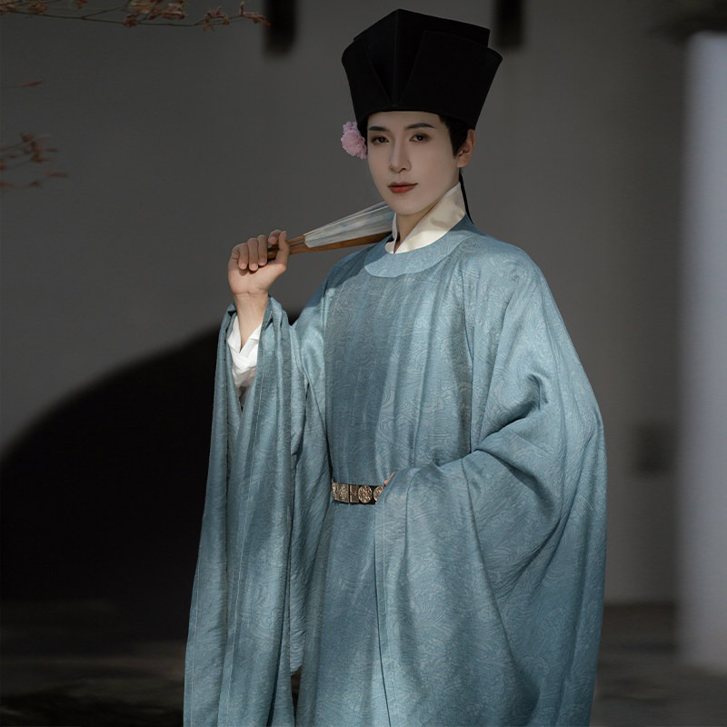 Men-Song-Dynasty-Style-Hanfu-Round-Neck-Robe-Classic-Minimalist-Set-2 Men Song Dynasty Style Hanfu Round-Neck Robe Classic Minimalist Set