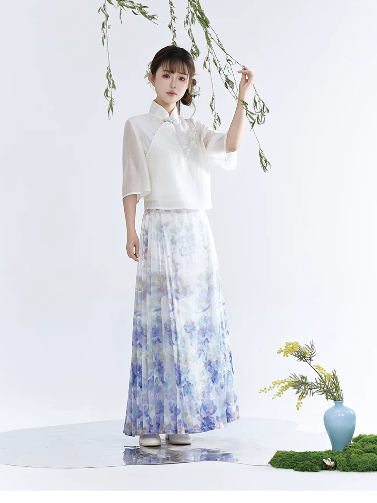 Modern Women Summer Hanfu Ming Dynasty Mamian Qun Style Casual Everyday Set