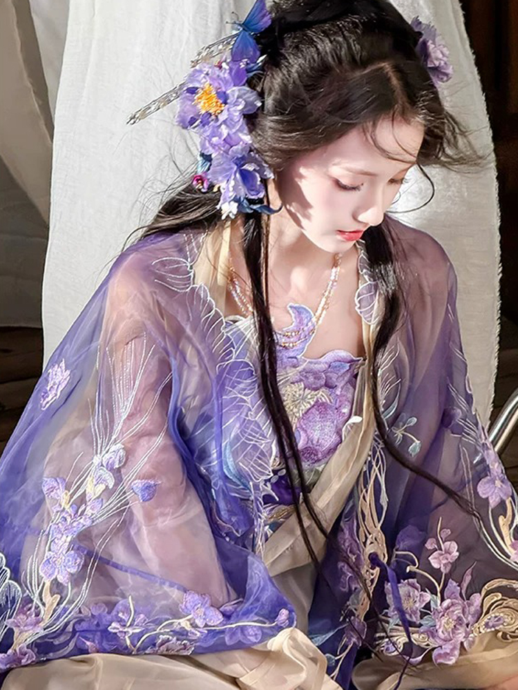 Song Dynasty Style Qiyao Hanfu Dress for Women Ethereal Featuring Purple Butterfly Motifs