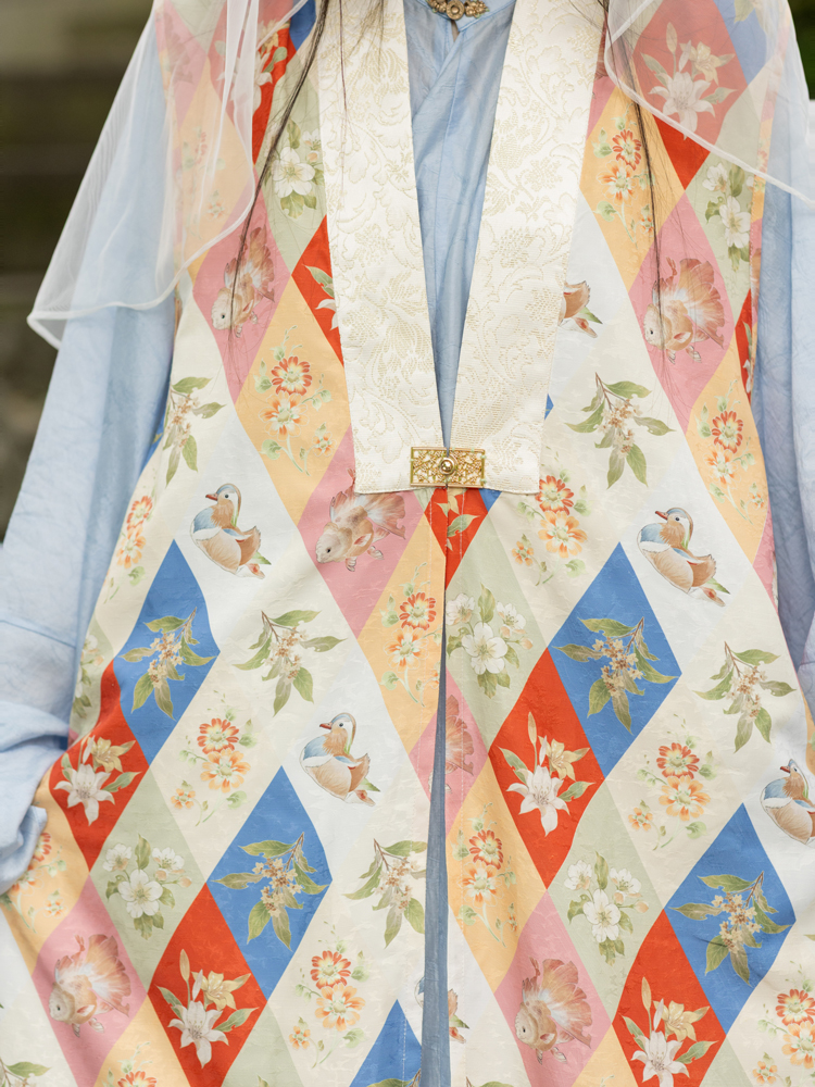 Traditional Ming Dynasty Hanfu Set for Women Retro Mamian Qun in the Style of Dream of the Red Chamber