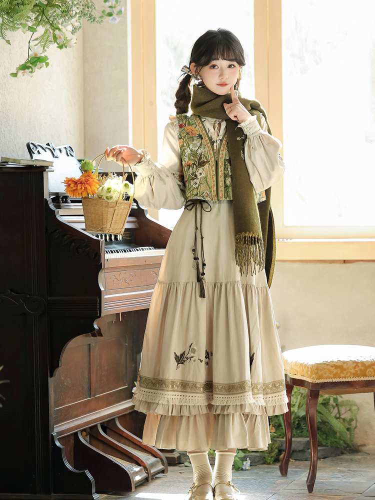 Women Fashionable Dress Set Winter Vest and Hanfu Set