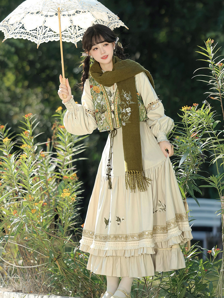 Women Fashionable Dress Set Winter Vest and Hanfu Set