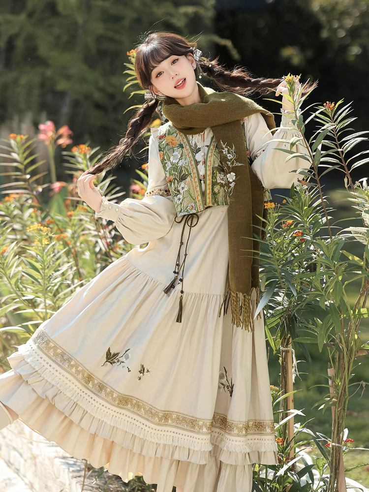 Women Fashionable Dress Set Winter Vest and Hanfu Set