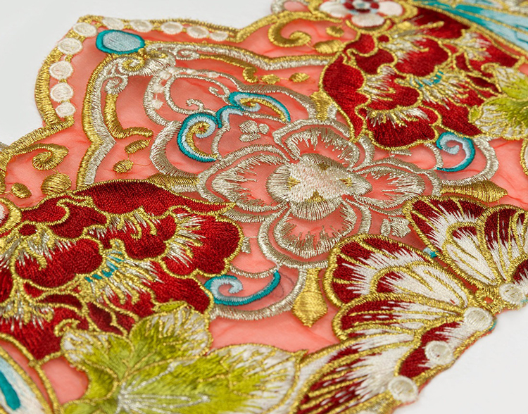 Women Wedding Attire Red Traditional Qipao Gown Paired with Yunjian