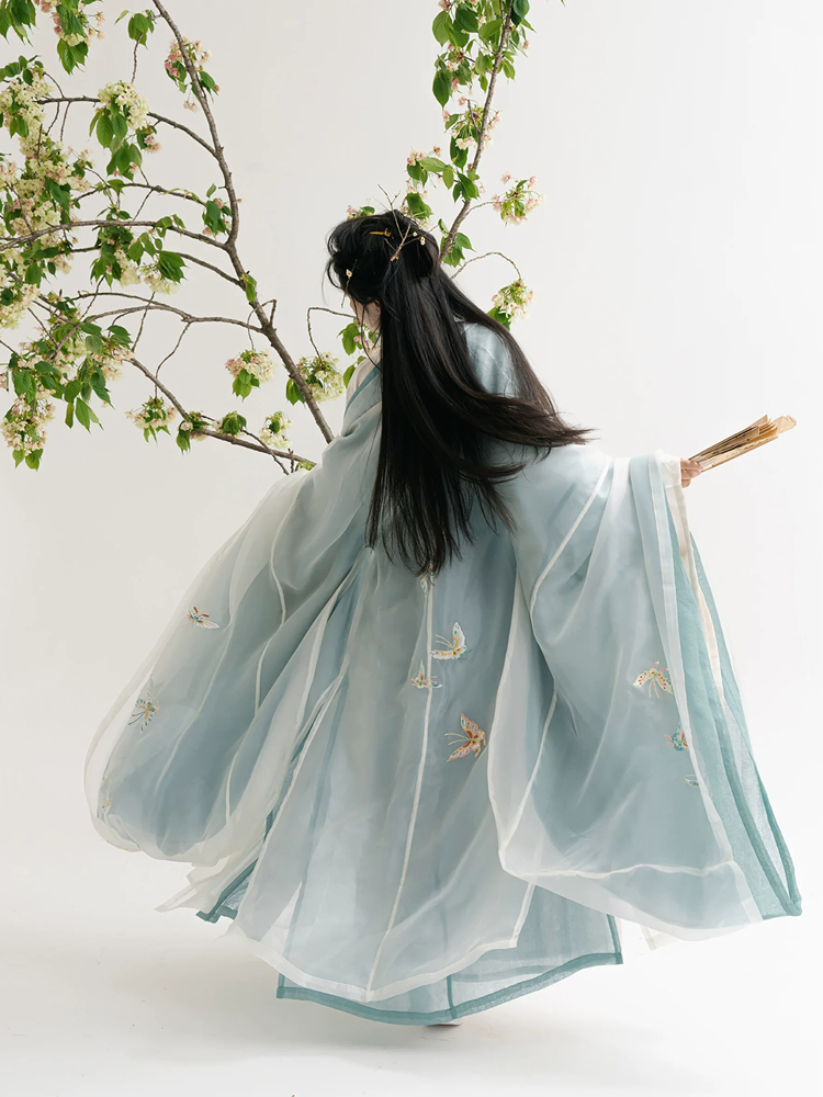 Women Wuxia-Style Hanfu Song Dynasty-Inspired Wide-Sleeved Elegant Couple Set