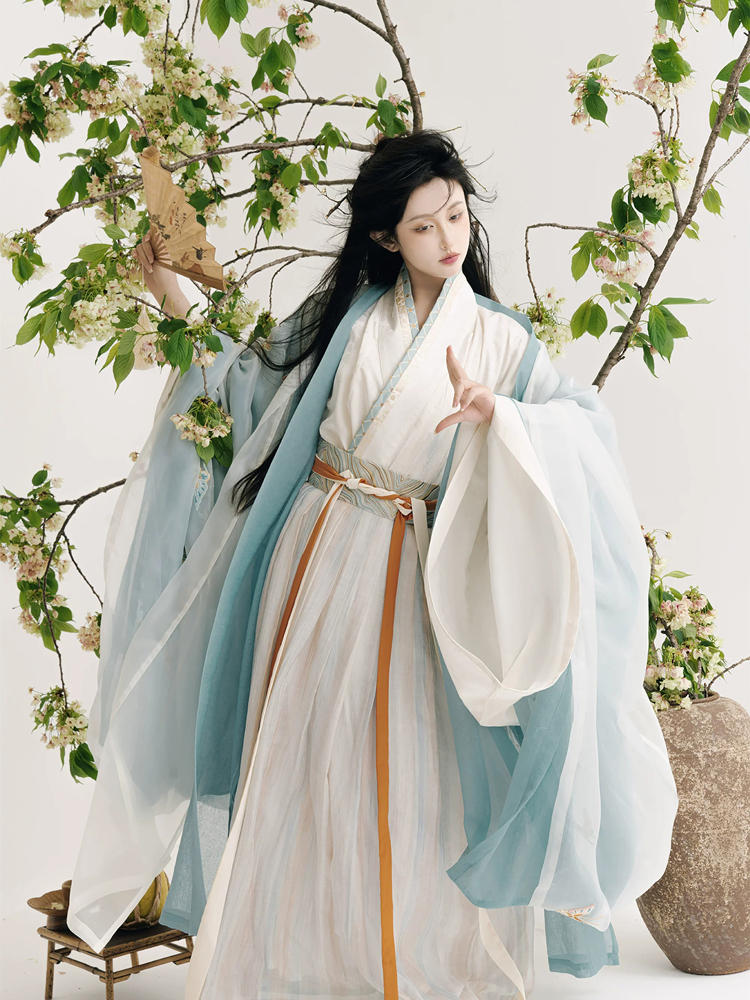 Women Wuxia-Style Hanfu Song Dynasty-Inspired Wide-Sleeved Elegant Couple Set