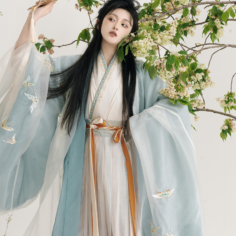 Women Wuxia-Style Hanfu Song Dynasty-Inspired Wide-Sleeved Elegant Couple Set